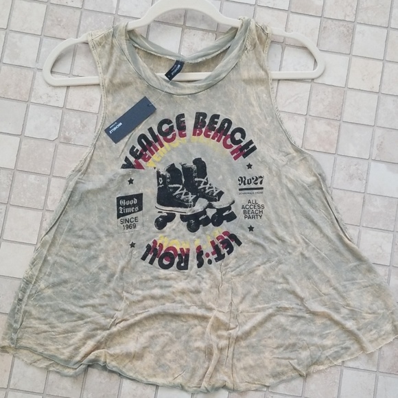 Michelle racerback distressed tank - Picture 5 of 7